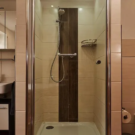 Zimmervermietung Vock Habitación en casa particular *